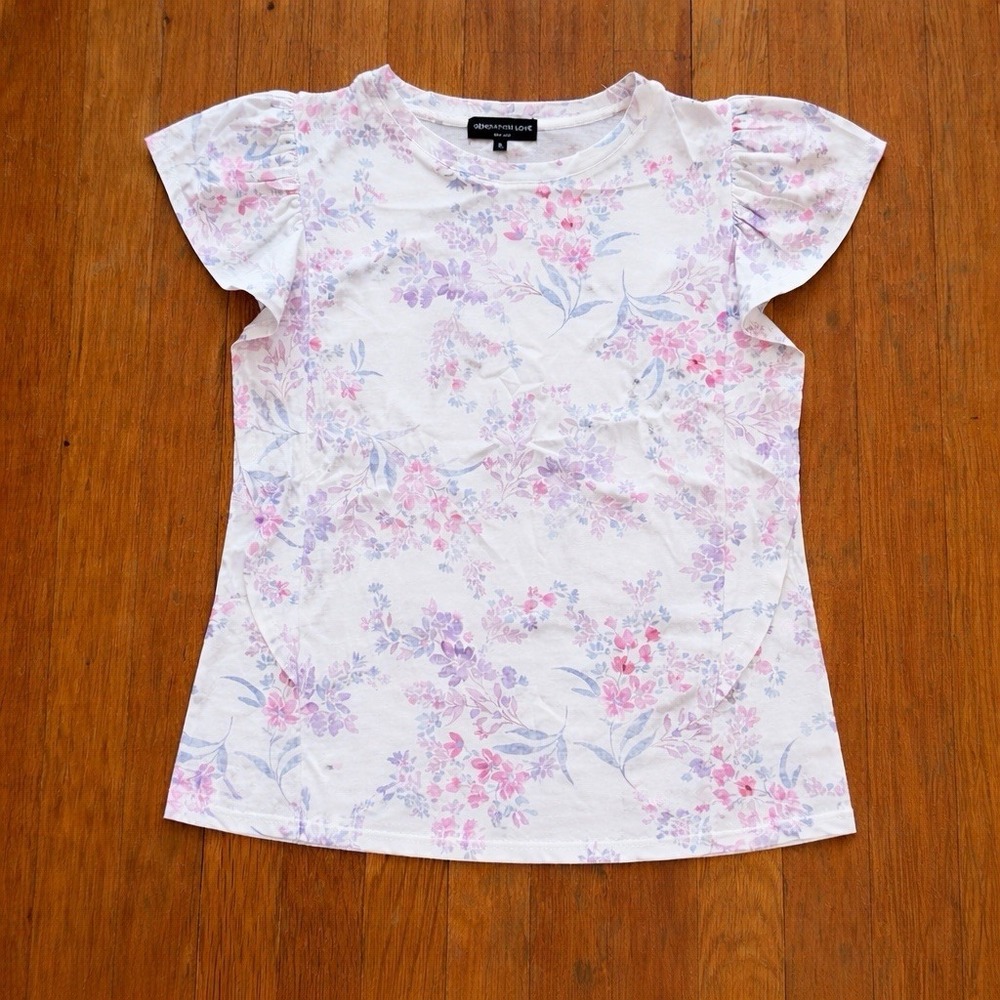 Generation Love Floral Flutter Sleeve Top White Pink Purple Size Small Crew Neck